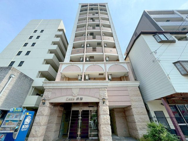 Luxe淡路の外観