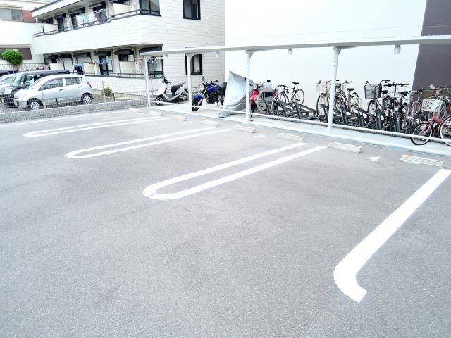ライル2の駐車場