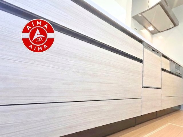 福津市西福間2丁目第1-2棟（2号棟）の内観：施工例|キッチン。グリル・食器洗い乾燥機・浄水器も完備。