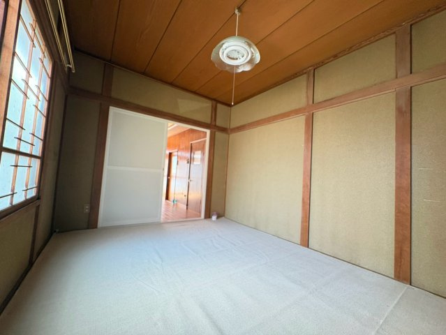 川北町8-32貸家の内装