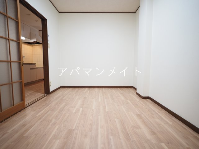 【洋室】 | コートヒルズ | 戸塚周辺ならアパマンメイトへＬｅｔｓ Ｇｏ ！