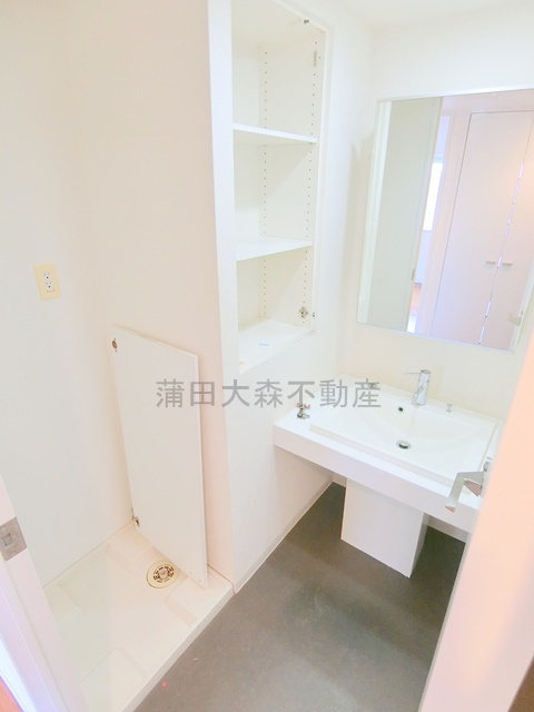 リバーレ蒲田仲六郷の洗面所|洗面脱衣所　独立洗面台　室内洗濯機置き場