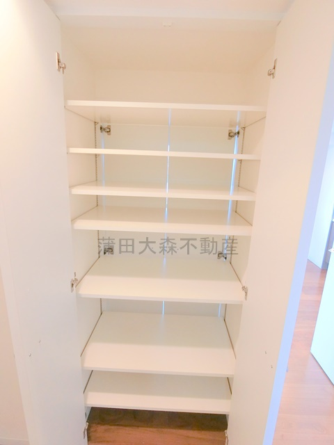 リバーレ蒲田仲六郷の収納|廊下・ダイニング収納