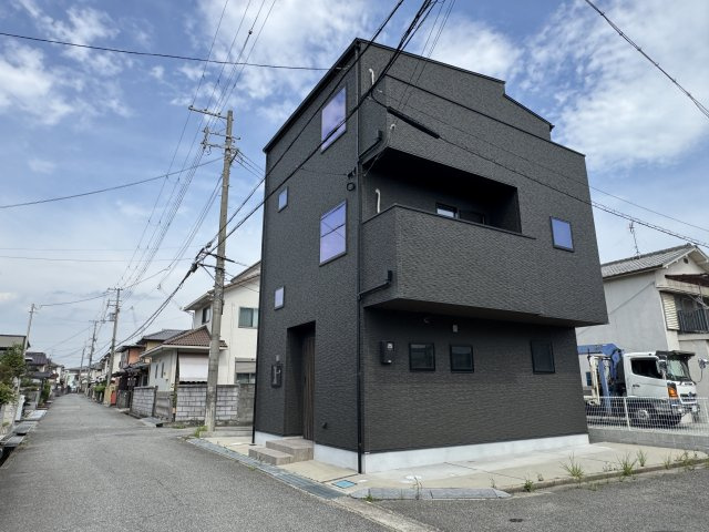 明石市二見町福里戸建の前面道路含む現地写真