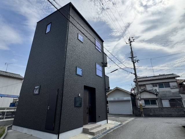 明石市二見町福里戸建の外観