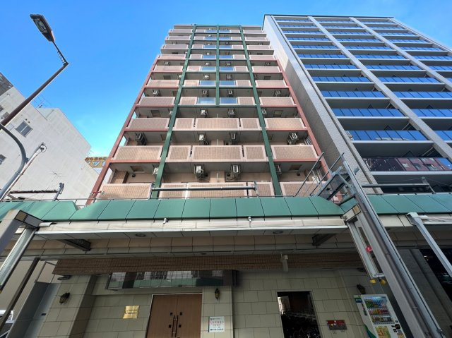 グラマシー心斎橋東の外観
