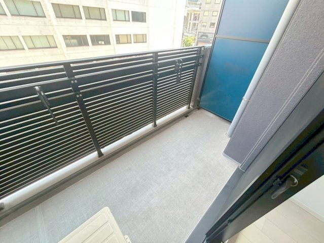 S-RESIDENCE新大阪駅前のバルコニー