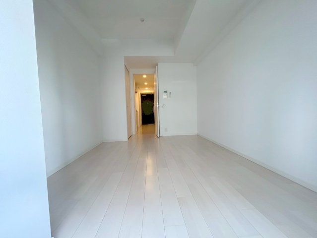 S-RESIDENCE新大阪駅前の居間・リビング