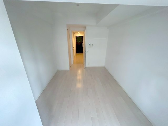 S-RESIDENCE新大阪駅前の居間・リビング