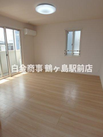 アザレアの居間・リビング|同じ物件の別の部屋の写真になります