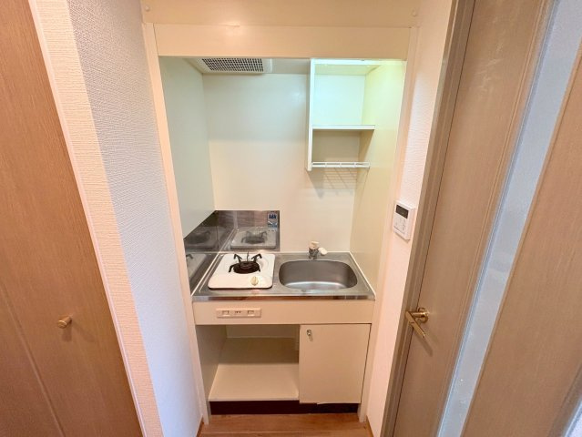 コスモプラザ新大阪のキッチン