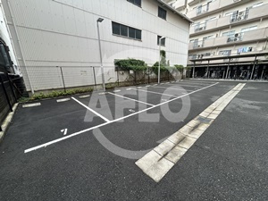 Luxe鶴見のその他共用部分|Luxe鶴見　駐車場