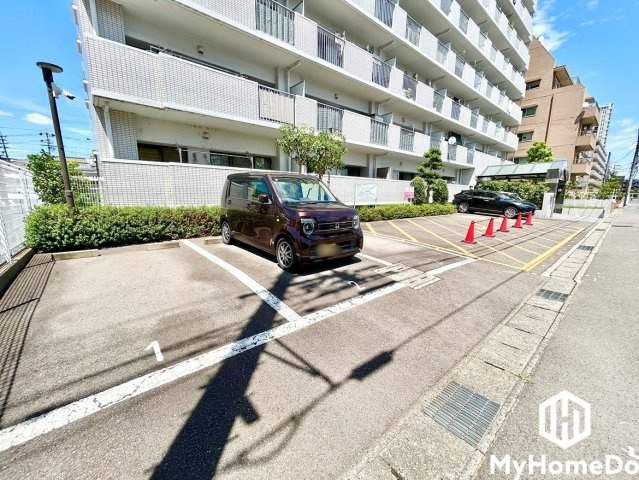 藤和シティコープ春日井駅前の駐車場
