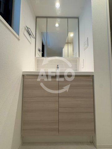 ザ・パークハビオ谷町六丁目クロスの独立洗面台|ザ・パークハビオ谷町六丁目クロス　独立洗面台