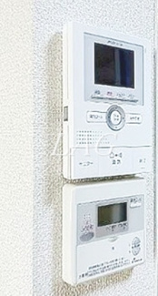 【設備】 | ＮＴレジデンス | モニター付きインターホンです。