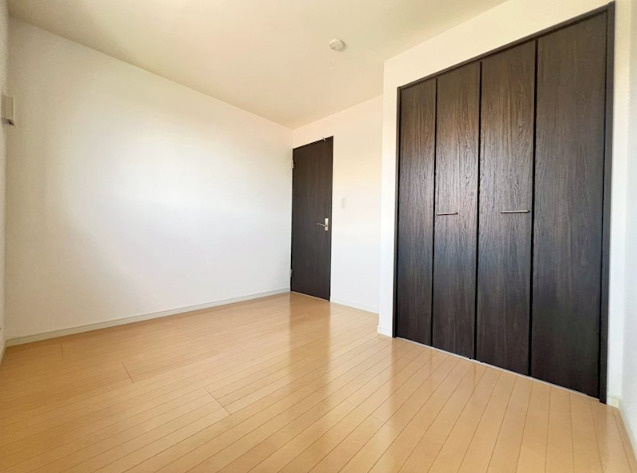 熊本市東区小山２丁目のアパートの寝室