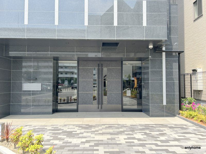 プレサンス塚本ミッドネクスト 仲介手数料無料のエントランス
