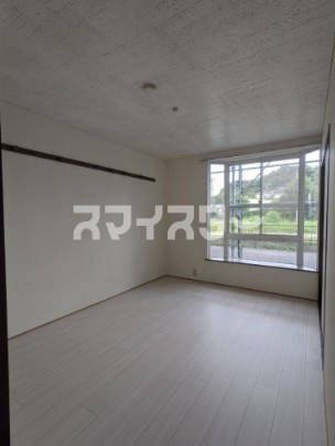 八王子市美山町のアパートの内装