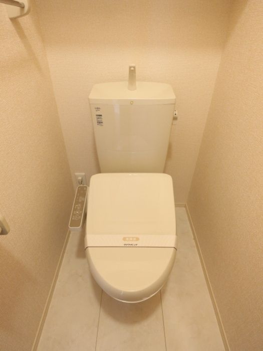 エスポワールEのトイレ|シンプルで使いやすいトイレです