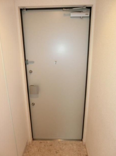 ガレリア東新宿の玄関|※別室参考写真