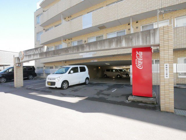 【駐車場】ＴＨＥ　ＲＥＳＩＤＥＮＣＥ　ＰＡＲＫ　ＫＯＳＡＩ 