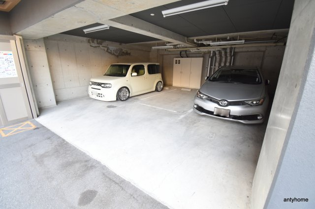 ハイムラポールpart15　仲介手数料無料の駐車場