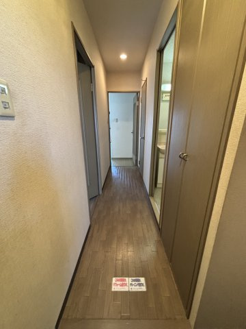 ラ・コンコルドの玄関