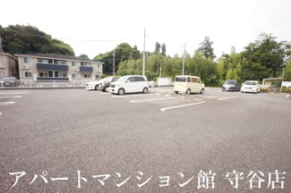 【駐車場】 | ヴェルサン・カメリアⅡ