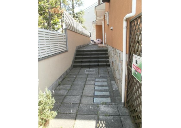 グリーンガーデン成城の玄関