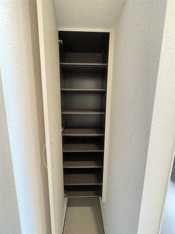 Respirarlの玄関|収納もある玄関です