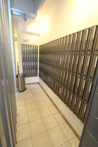プラウドフラット神楽坂Ⅱの設備|メールコーナー　※参考写真