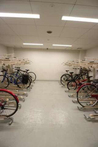 プラウドフラット神楽坂Ⅱのその他共用部分|地下駐輪場　※参考写真