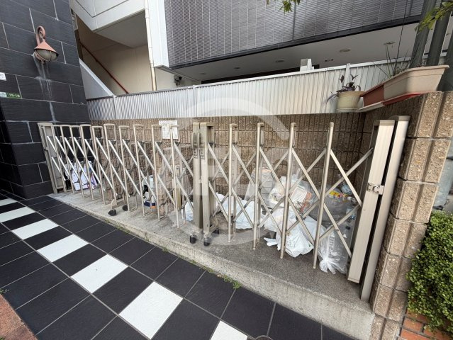 アクティコートクリスタル京橋のその他共用部分|アクティコートクリスタル京橋　ゴミ置場