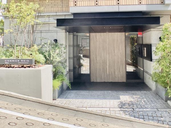 コスモリード恵比寿のエントランス|落ち着いたエントランスです