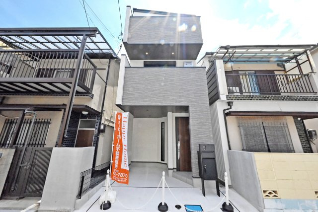 西宮市上田中町新築戸建│3LDK+駐車1台可の外観|阪神武庫川線「洲先」駅徒歩約5分の立地です。高気密・高断熱に特化した新築戸建◎充実の住宅設備快適で暮らしやすい住まいです！ 皆様からのご連絡を心よりお待ちしております。