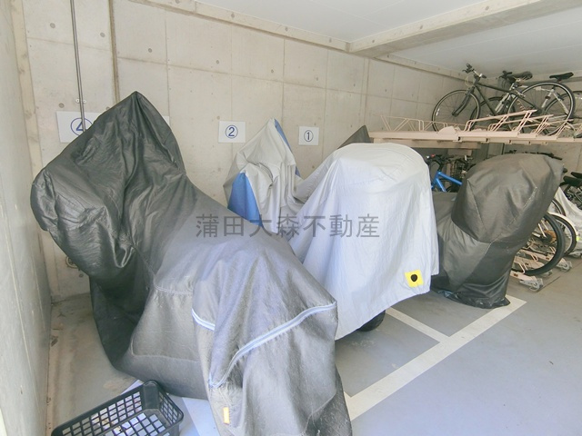ご成約お客様向けのその他共用部分|バイク置き場　空き状況等詳細はお問合せください。