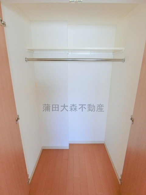 ご成約お客様向けの設備|洋室6帖の収納　クローゼット