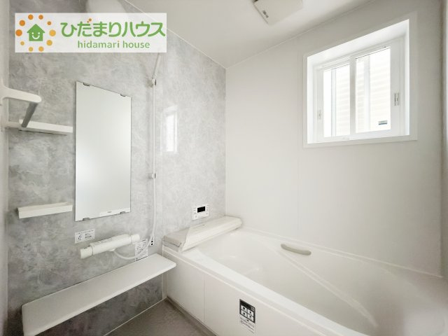 【浴室】 | つくば市小野川　新築戸建　1号棟 | 大人が足を伸ばしても十分な広さ！一人でゆっくりくつろぐ時間も大切です！