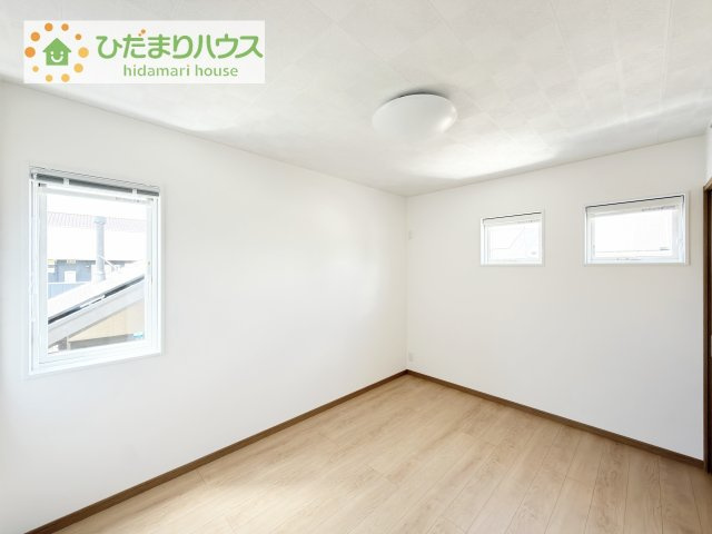 【洋室】 | つくば市小野川　新築戸建　1号棟 | 夏場に心地良いひんやり感はフローリングならでは☆彡