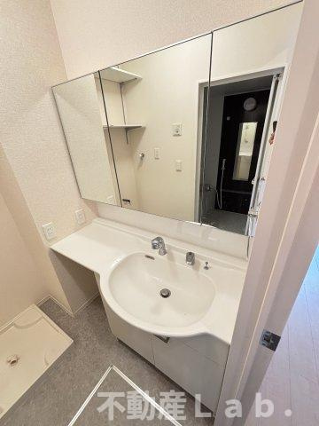 マイトレーヤの洗面所|※同一建物別号室のお写真です。