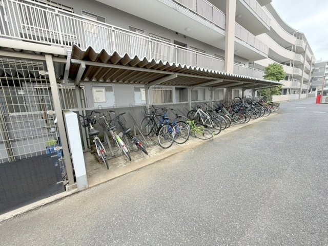 ダイアパレス八千代緑が丘の駐輪場|共用部・駐輪場