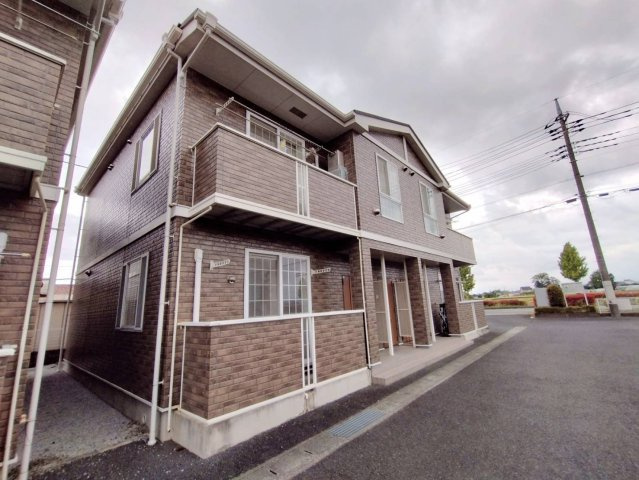 ラフレシールⅠの外観|高崎、前橋のお部屋探しはエンドスケープまで！お客様の理想お聞かせ下さい♪