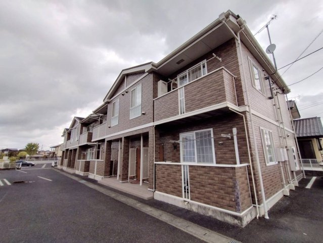 ラフレシールⅠの外観|高崎、前橋のお部屋探しはエンドスケープまで！お客様の理想お聞かせ下さい♪