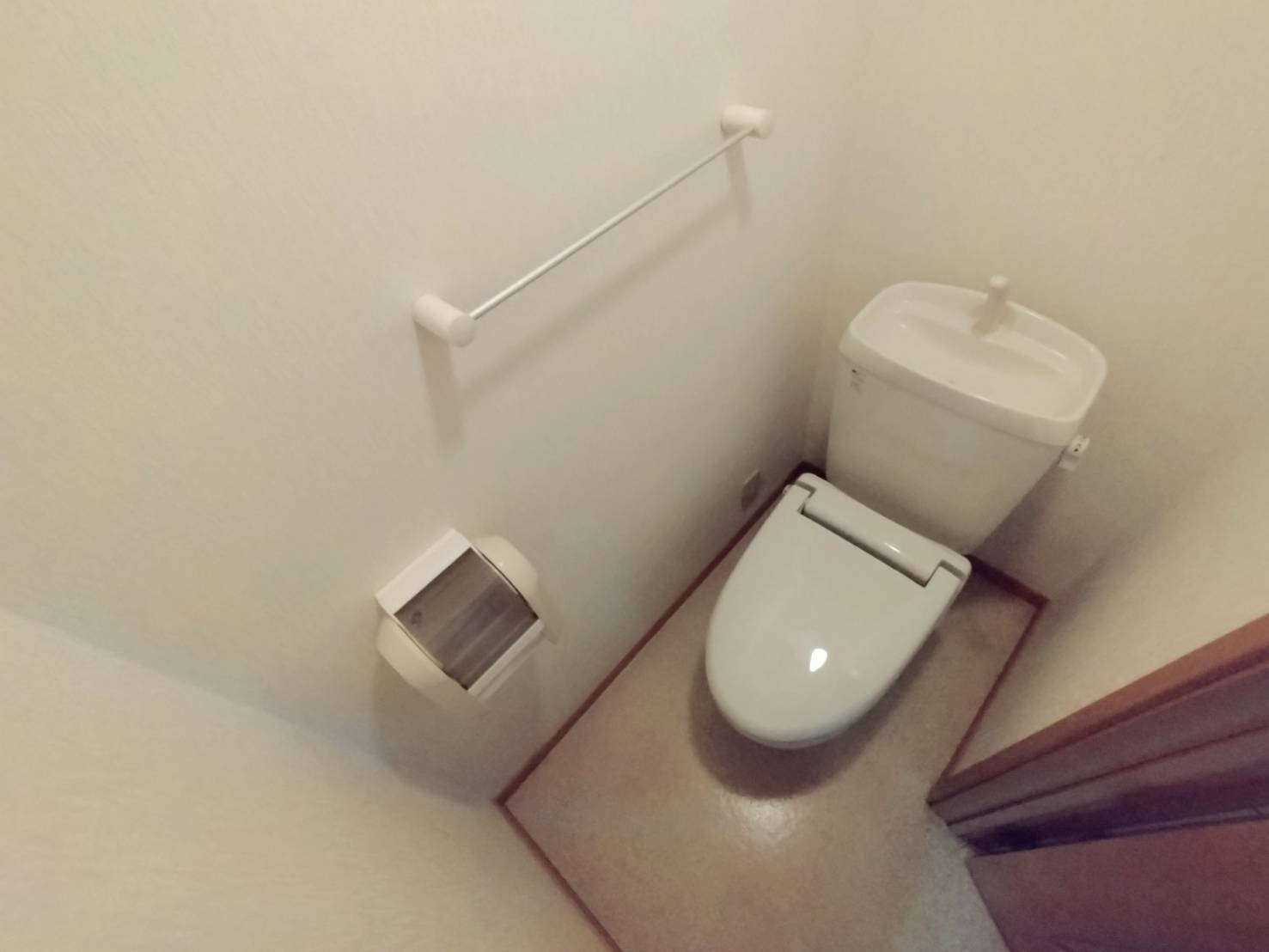 ラフレシールⅠのトイレ|高崎、前橋のお部屋探しはエンドスケープまで！お客様の理想お聞かせ下さい♪