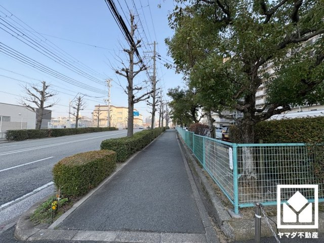 パレス南塚口2号棟の周辺