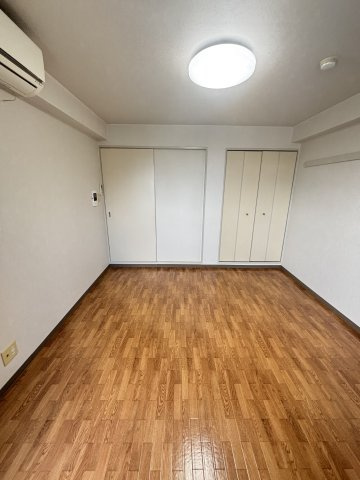 【寝室】 | グランメール南江口