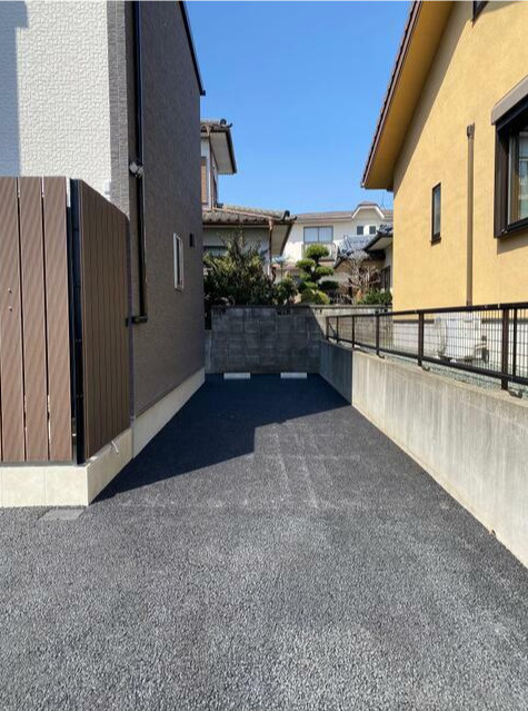 アメリア　の駐車場