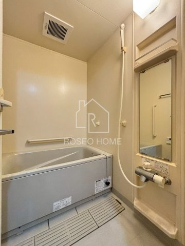 ウィステリア谷町の浴室|同マンション別部屋：参考写真