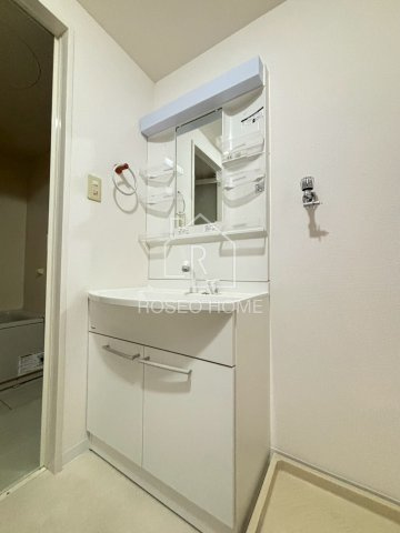ウィステリア谷町の洗面所|同マンション別部屋：参考写真