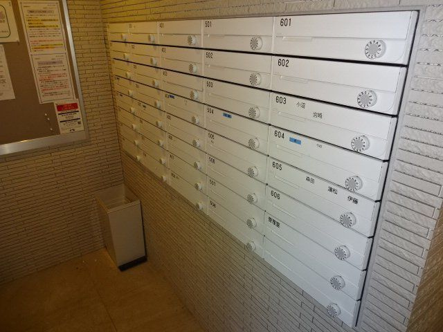 Raffistar押上のロビー